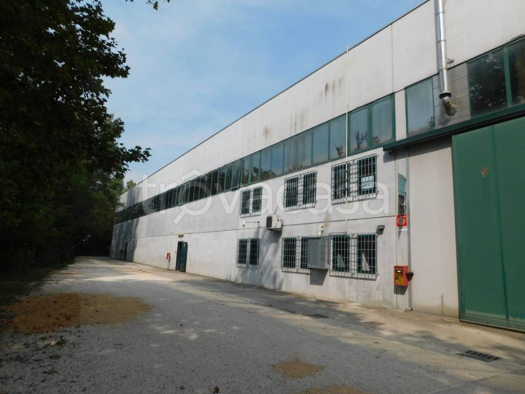 locale commerciale in affitto a Marcon