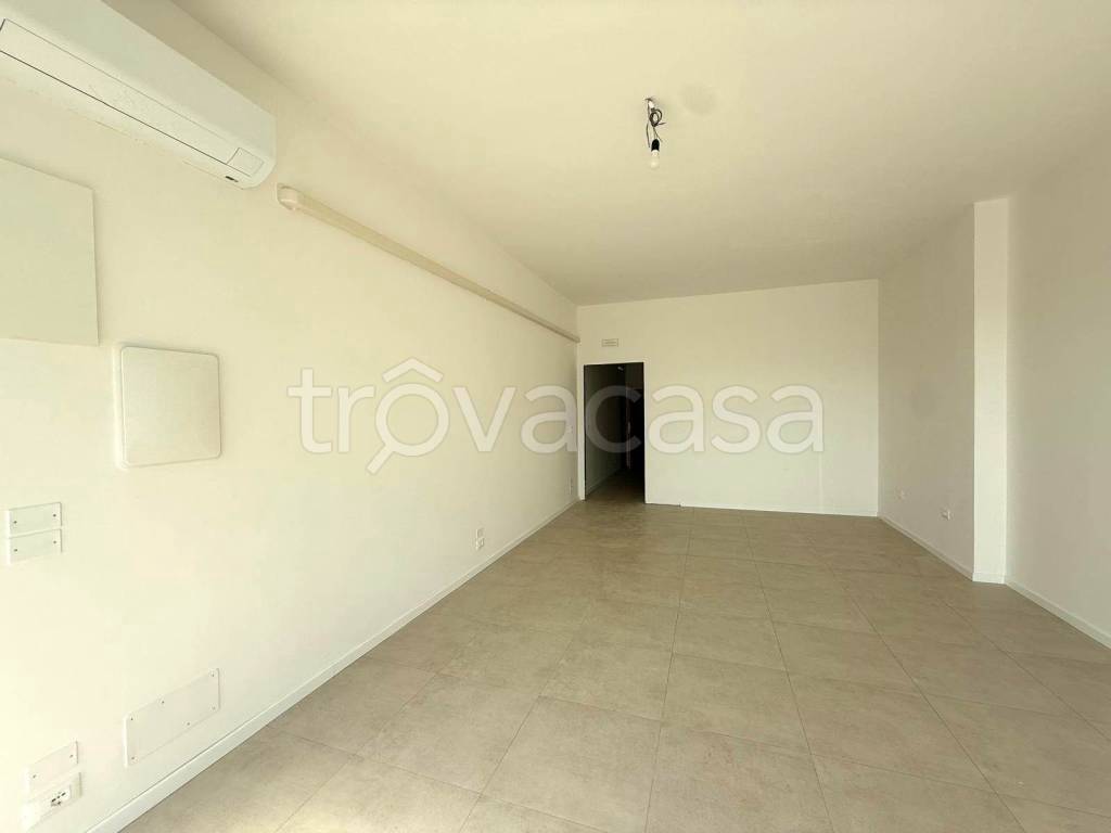 negozio in affitto a Martellago in zona Olmo