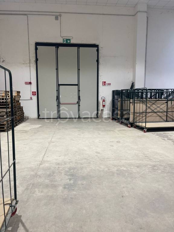 locale commerciale in affitto a Mira