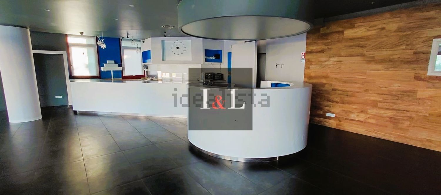 locale commerciale in affitto a Mira