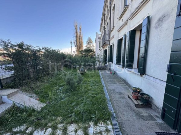 appartamento in affitto a Mira