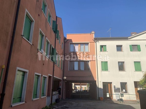 appartamento in affitto a Mira