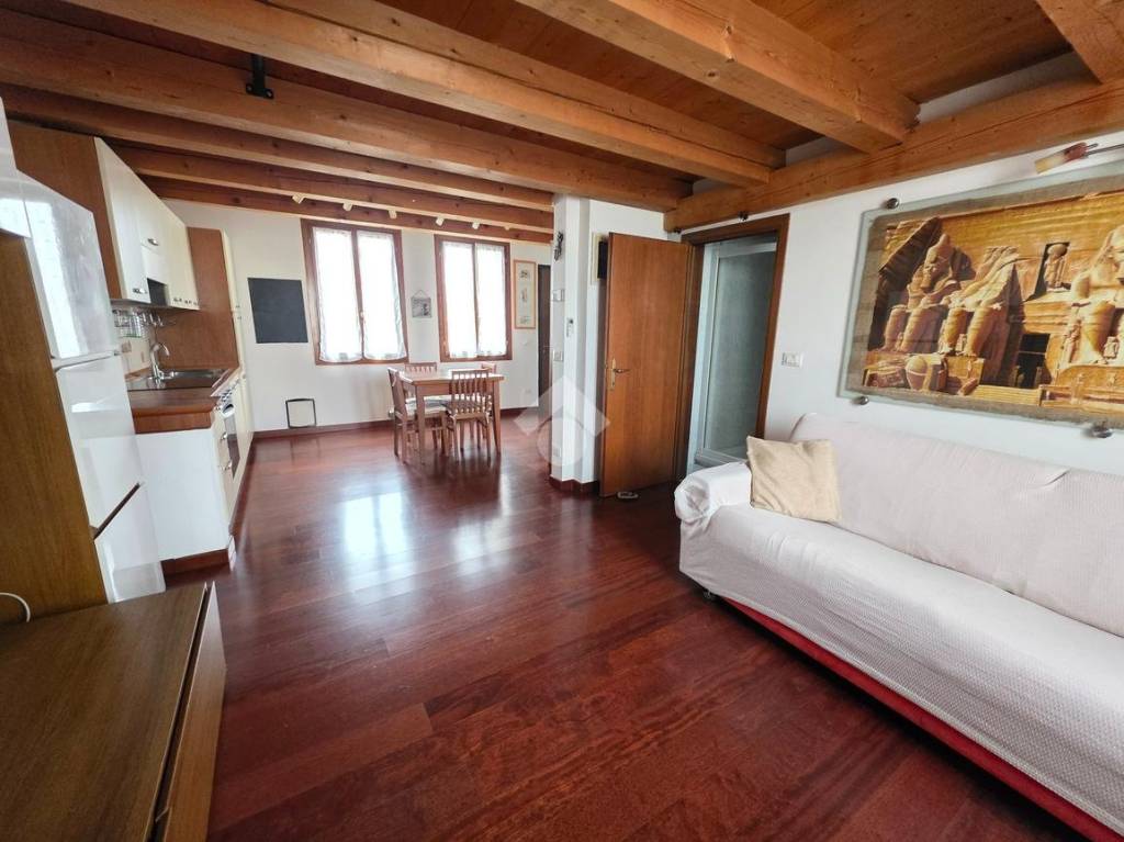 appartamento in affitto a Mira