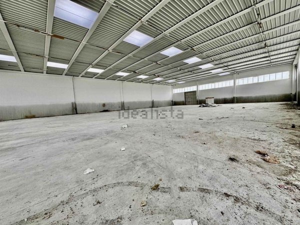 capannone in affitto a Mira in zona Piazza Vecchia