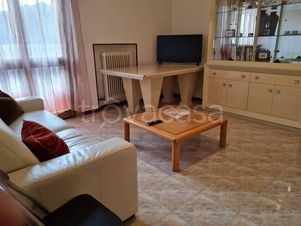 appartamento in affitto a Mira in zona Giovanni XXIII