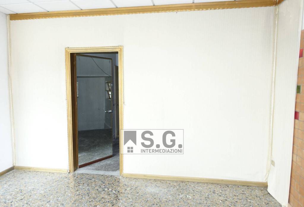 negozio in affitto a Mirano in zona Scaltenigo