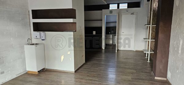 locale commerciale in affitto a Mirano