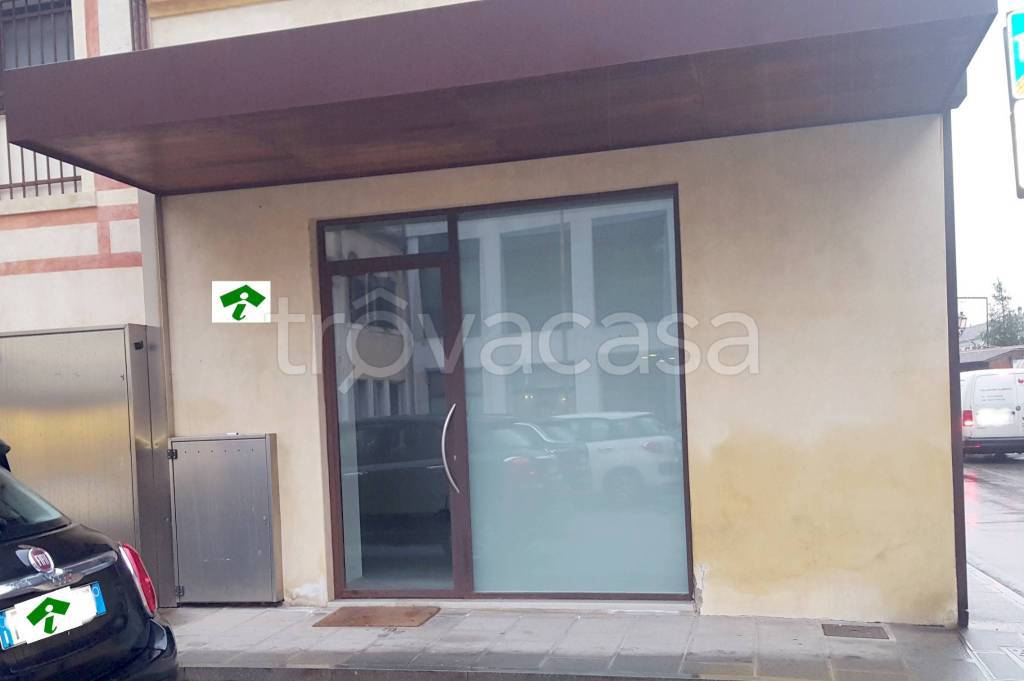 negozio in affitto a Mirano
