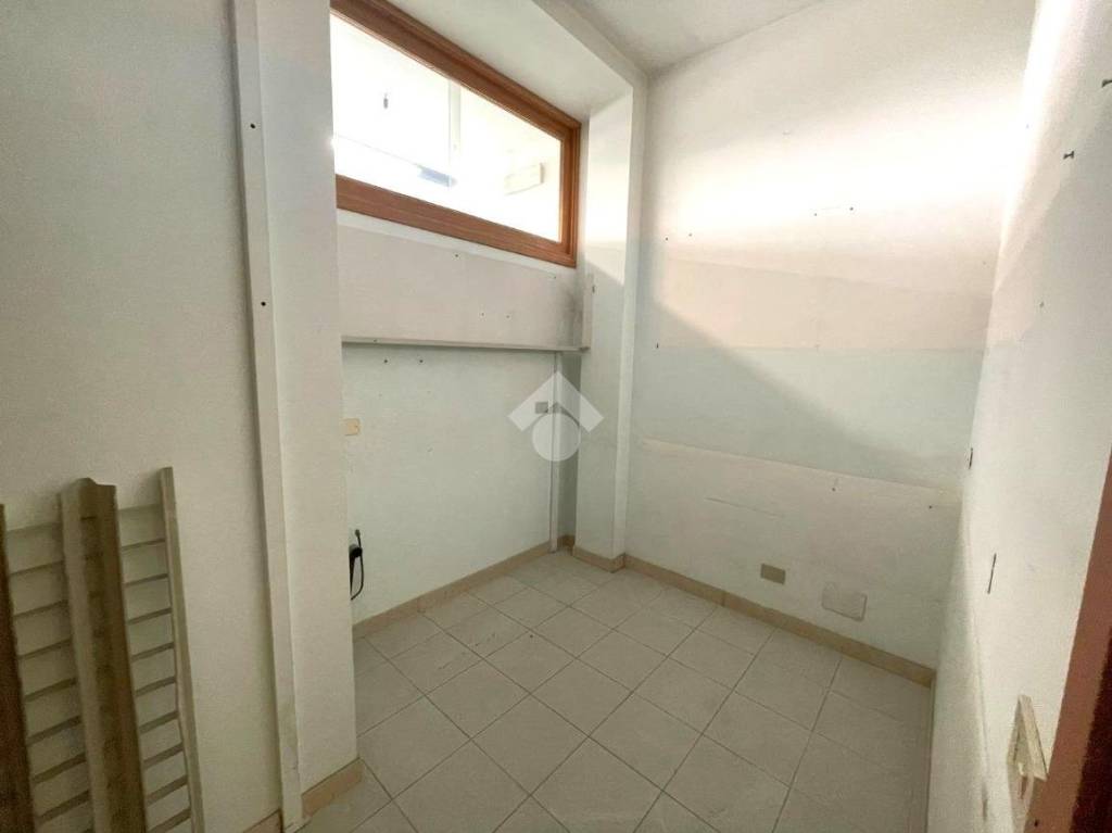 negozio in affitto a Mirano