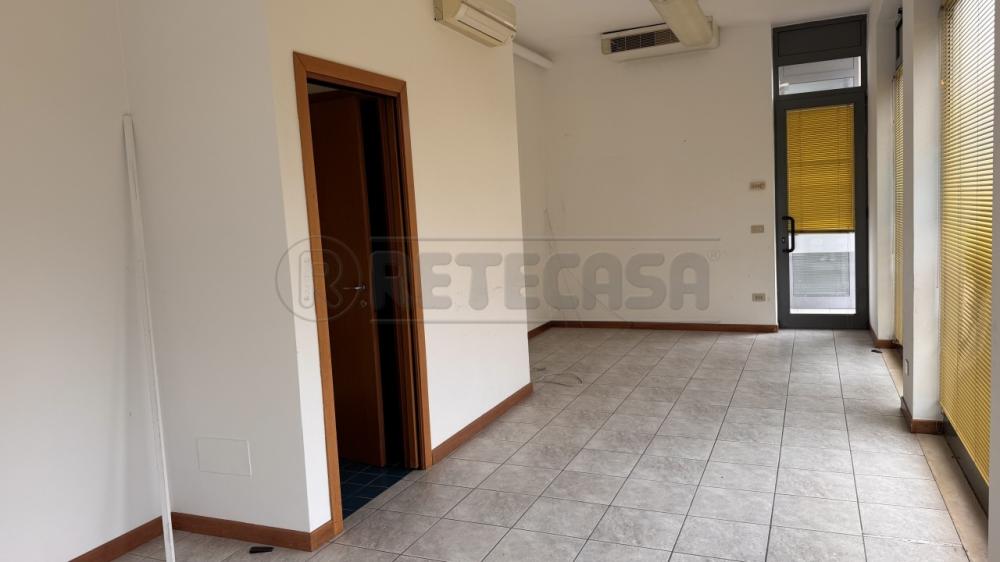 ufficio in affitto a Mirano in zona Vetrego