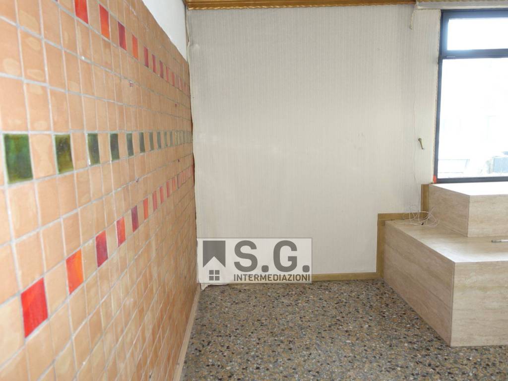 negozio in affitto a Mirano