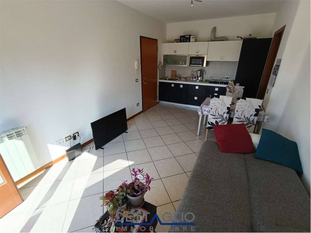 appartamento in affitto a Mirano in zona Vetrego