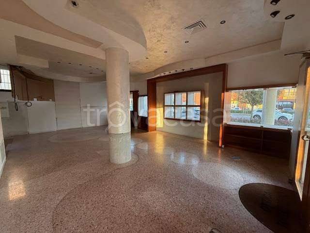 negozio in affitto a Noale