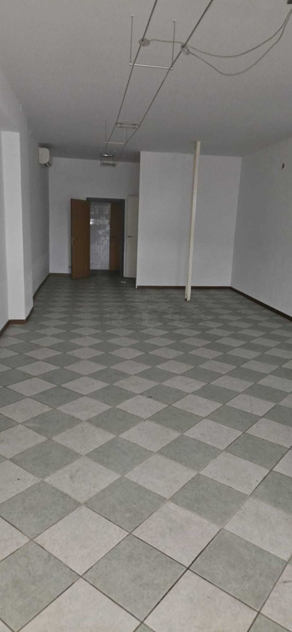 locale commerciale in affitto a Noale