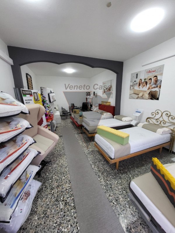 negozio in affitto a Pianiga