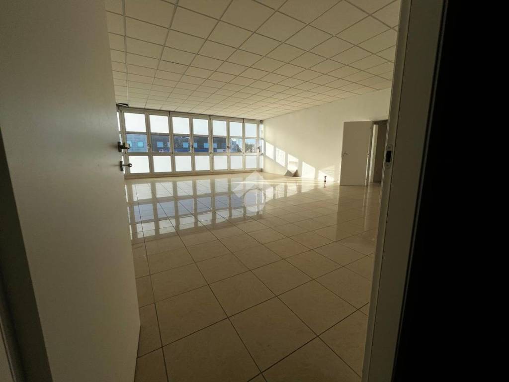 ufficio in affitto a Pianiga in zona Cazzago