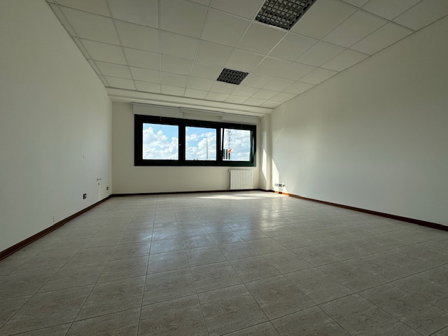 ufficio in affitto a Pianiga in zona Mellaredo