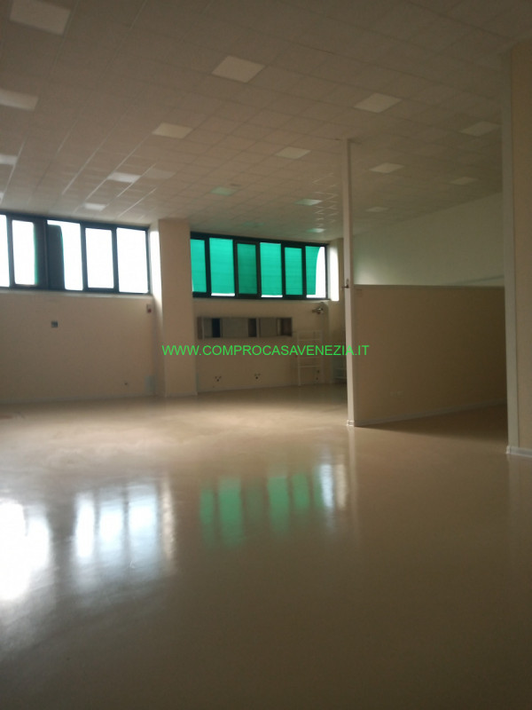 ufficio in affitto a Salzano