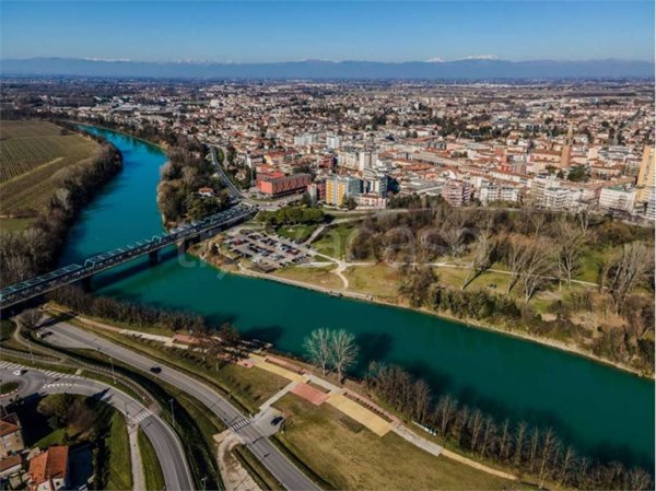 negozio in affitto a San Donà di Piave