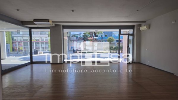 locale commerciale in affitto a San Michele al Tagliamento in zona Bibione