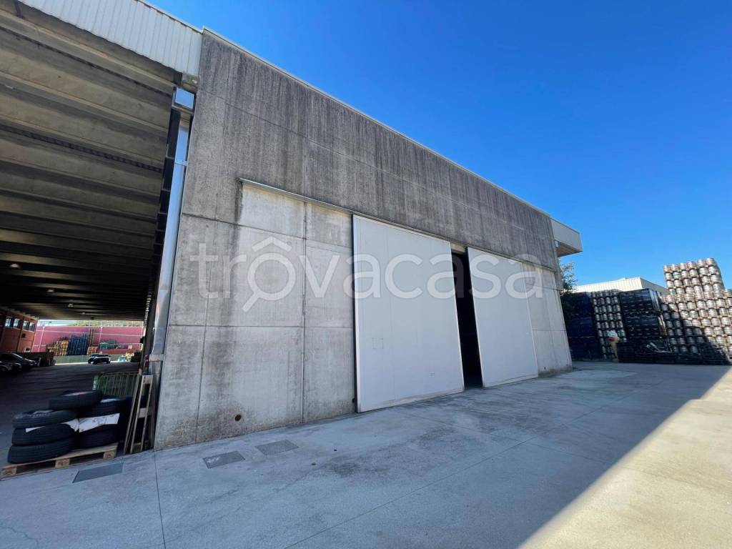 locale commerciale in affitto a San Michele al Tagliamento in zona Bibione