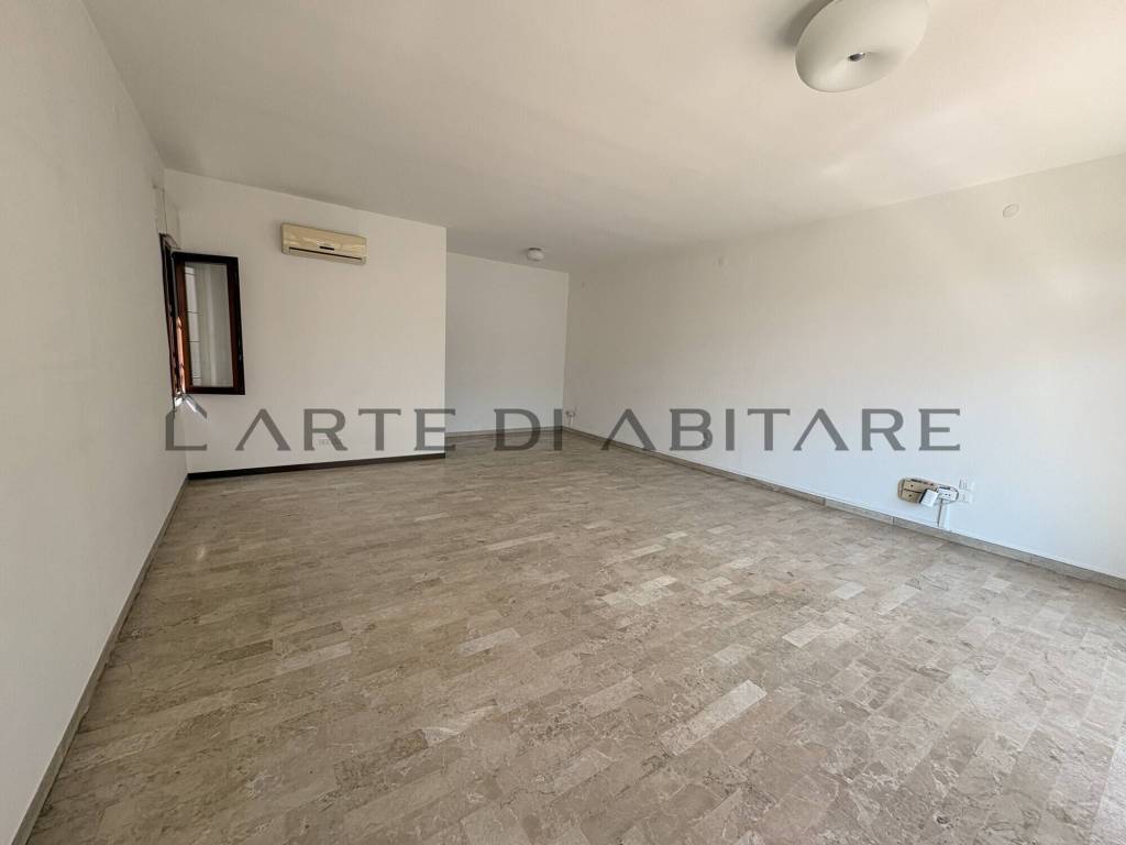 negozio in affitto a Scorzè