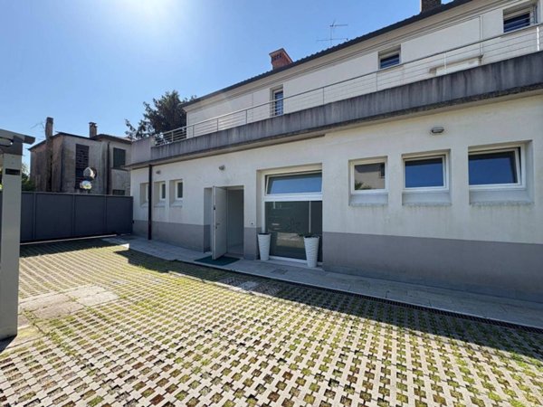 negozio in affitto a Spinea