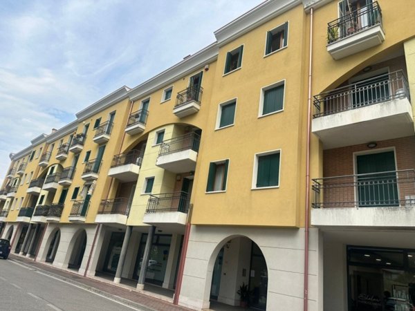 appartamento in affitto a Spinea