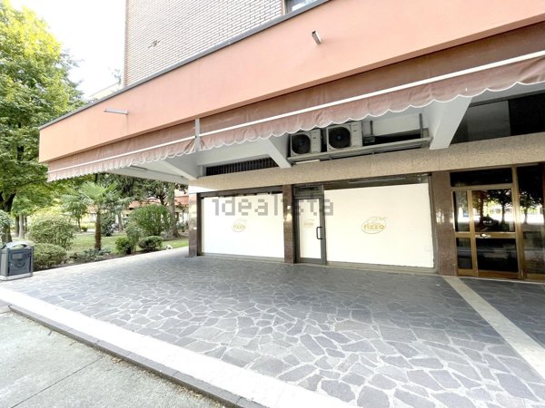 locale commerciale in affitto a Spinea