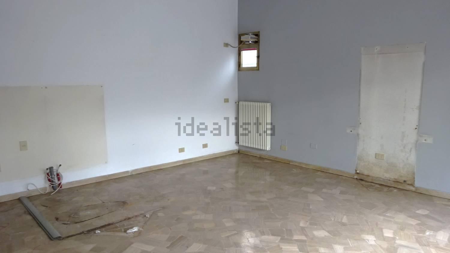 negozio in affitto a Spinea