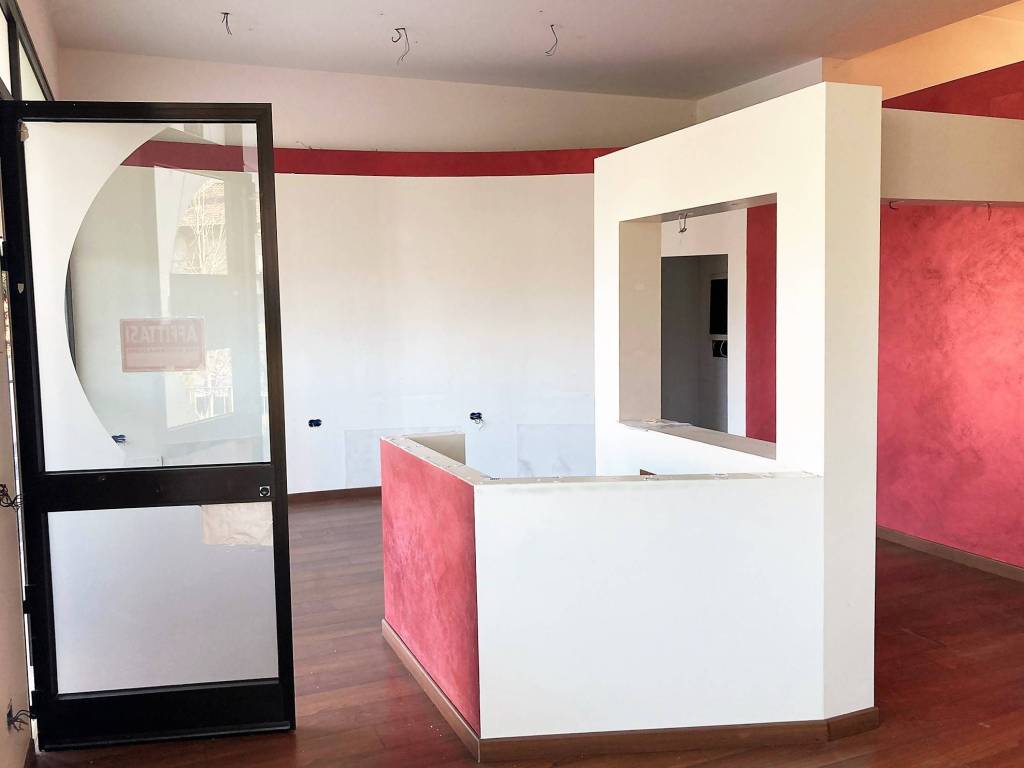 negozio in affitto a Stra in zona San Pietro