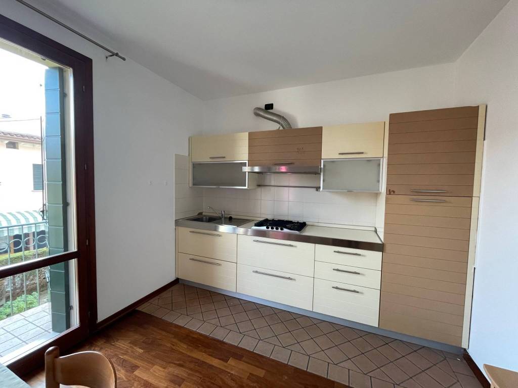 appartamento in affitto a Stra in zona San Pietro