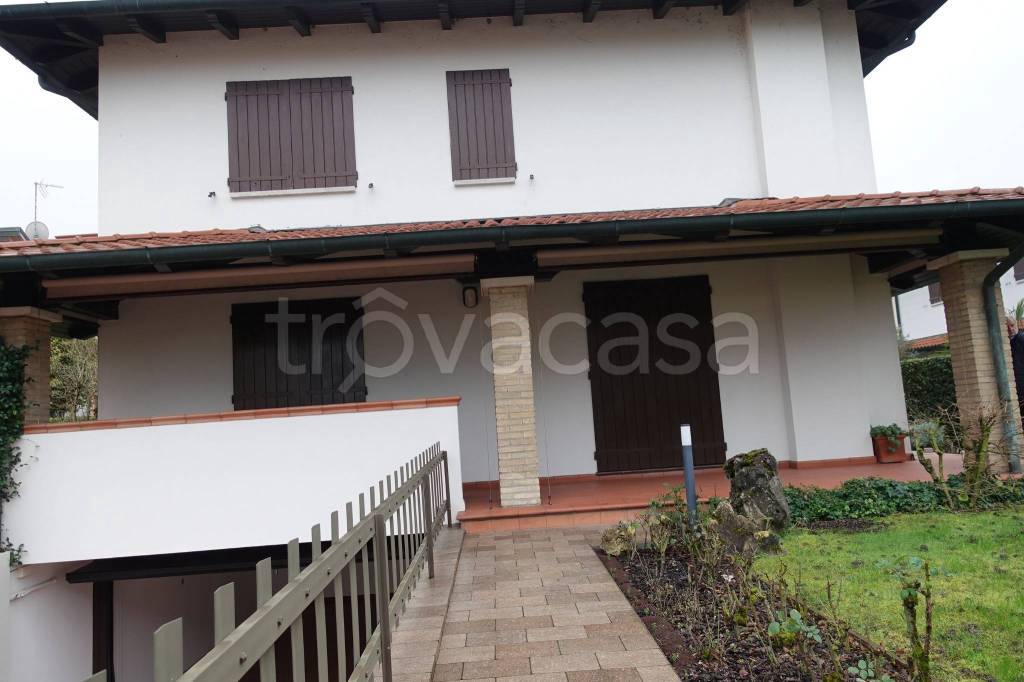 casa indipendente in affitto a Stra