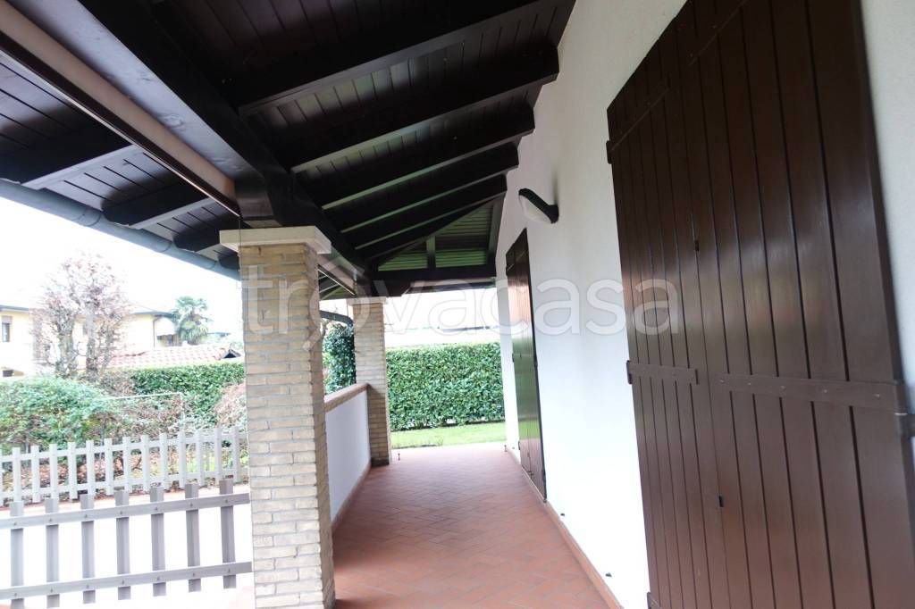 casa indipendente in affitto a Stra