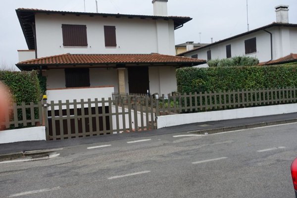 casa indipendente in affitto a Stra in zona San Pietro
