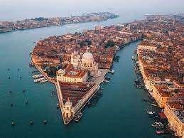 trivano in affitto a Venezia in zona Sestiere San Marco