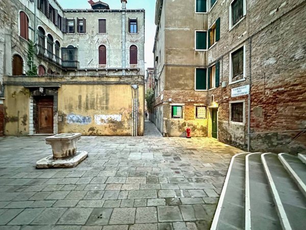 ufficio in affitto a Venezia in zona Murano