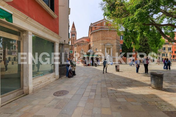 negozio in affitto a Venezia in zona Sestiere San Polo