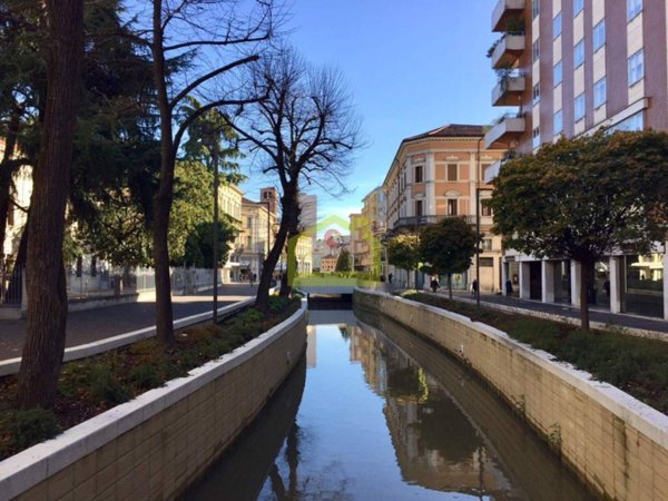 negozio in affitto a Venezia in zona Mestre
