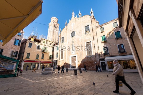 negozio in affitto a Venezia in zona Sestiere San Polo
