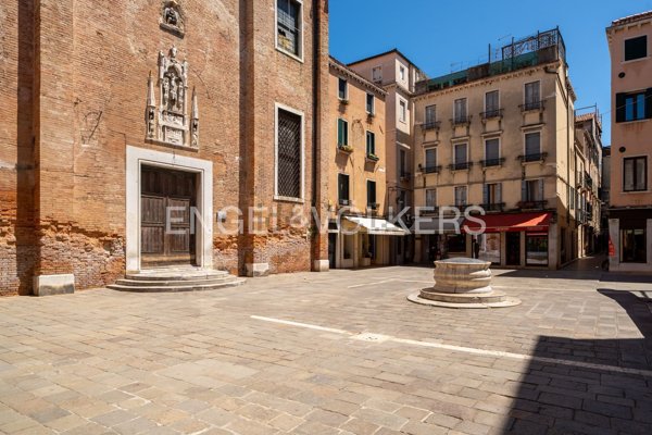 negozio in affitto a Venezia in zona Sestiere San Polo