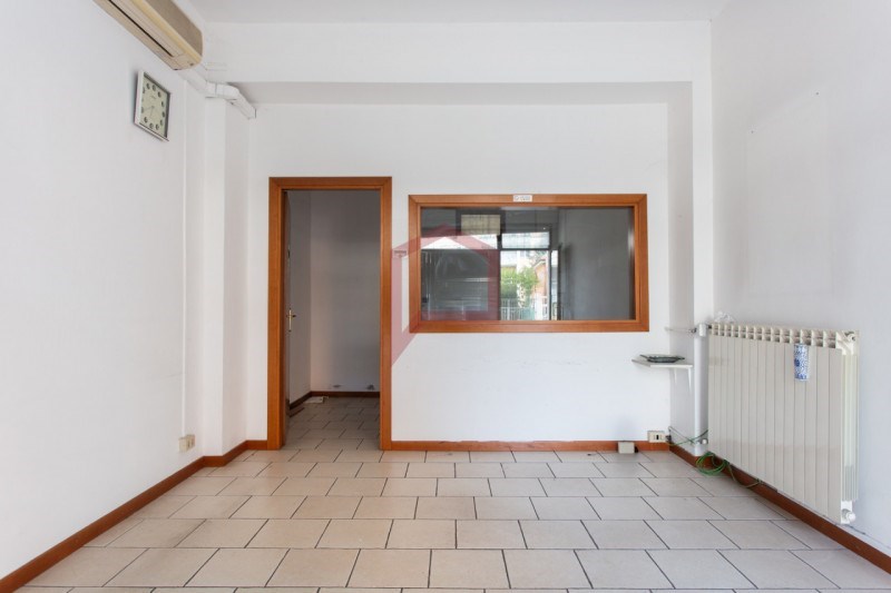 negozio in affitto a Venezia in zona Mestre