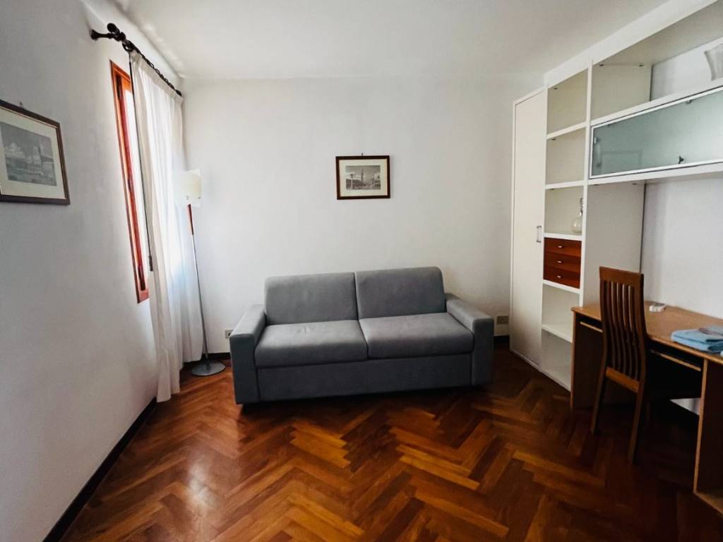 appartamento in affitto a Venezia