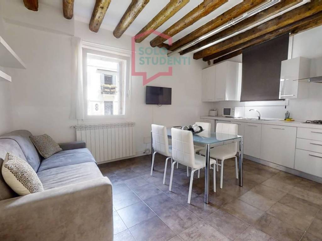 appartamento in affitto a Venezia in zona Sestiere Cannaregio