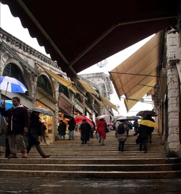 negozio in affitto a Venezia in zona Sestiere San Polo