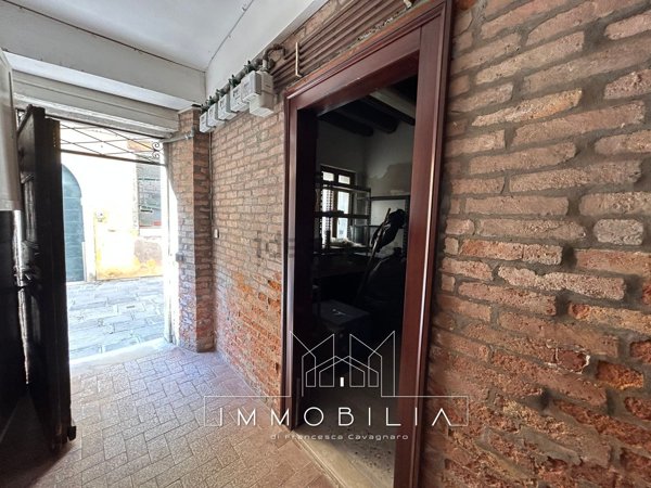 locale di sgombero in affitto a Venezia in zona Sestiere Cannaregio