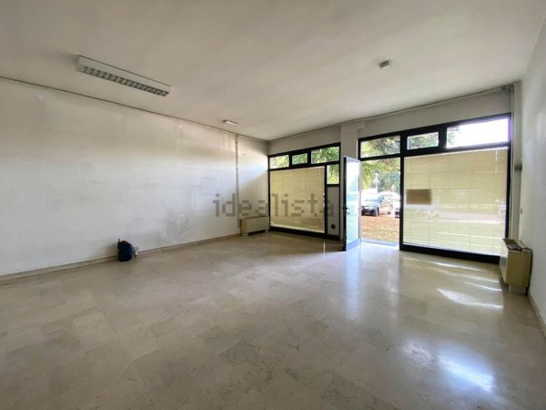 negozio in affitto a Venezia in zona Trivignano