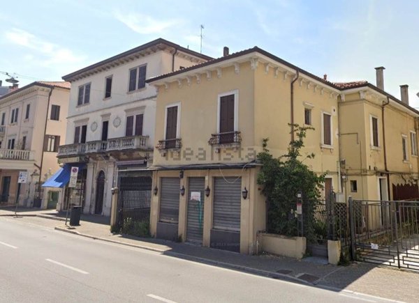locale commerciale in affitto a Venezia in zona Mestre