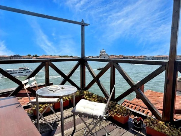 appartamento in affitto a Venezia in zona Sestiere Dorsoduro