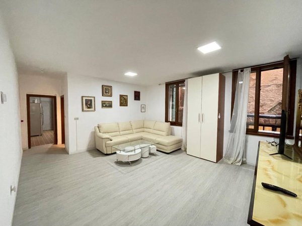 appartamento in affitto a Venezia